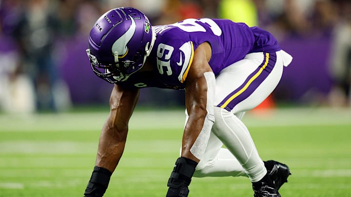 Green Bay Packers v Minnesota Vikings