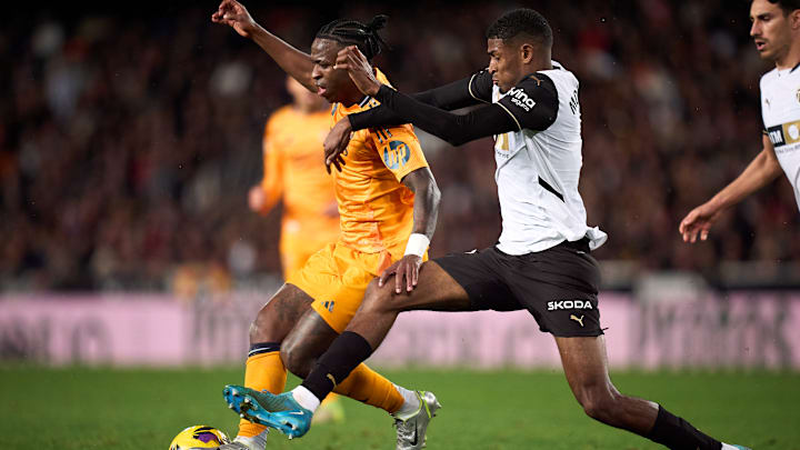 Cristhian Mosquera (r.) Cristhian Mosquera (r.)