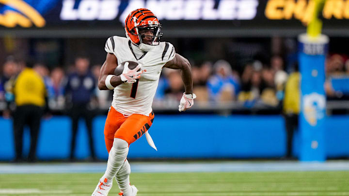 Cincinnati Bengals wide receiver Ja'Marr Chase (1) runs with a catch in the first quarter of the NFL Week 11 game between the Los Angeles Chargers and the Cincinnati Bengals at SoFi Stadium in Inglewood, Calif., on Sunday, Nov. 17, 2024. The Chargers led 24-6 at halftime.