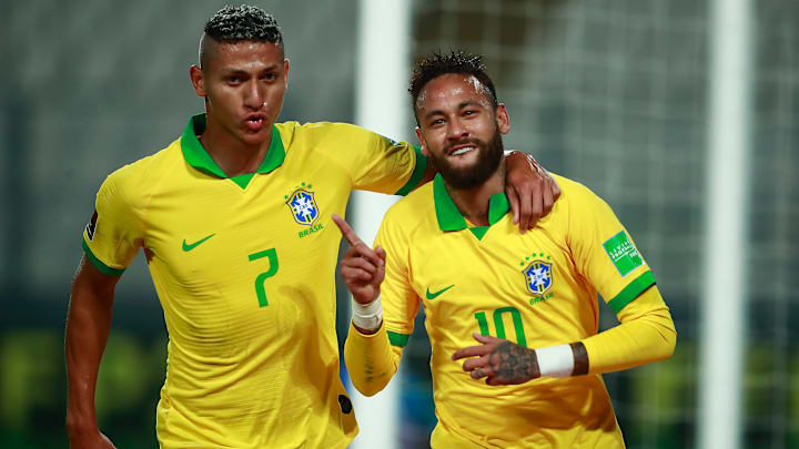 Canarinho enfrenta a boa seleção sérvia na primeira rodada do Mundial do Catar 