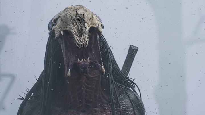 Dane DiLiegro as the Predator in 20th Century Studios' PREY, exclusively on Hulu. Photo by David Bukach. © 2022 20th Century Studios. All Rights Reserved.