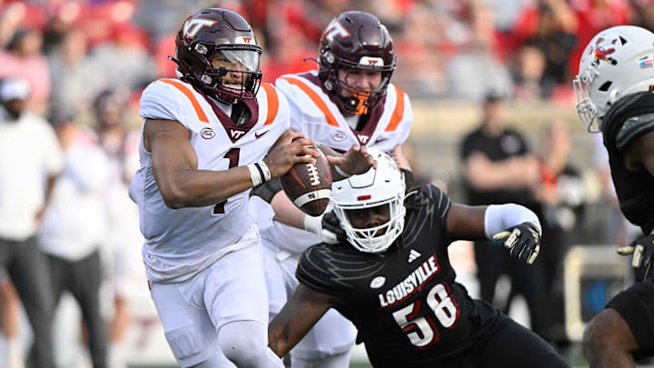 Virginia Tech Hokies quarterback Kyron Drones (1)