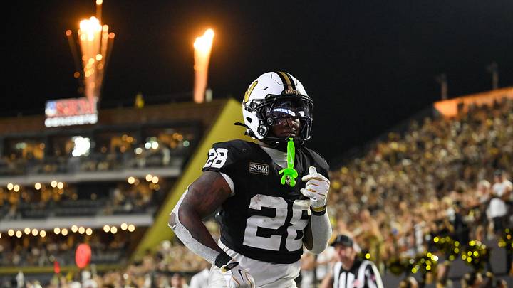 Sep 5, 2026; Nashville, Tennessee, USA; Vanderbilt Commodores running back Sedrick Alexander (28) celebrates his touchdown against the Austin Peay Governors during the second half at FirstBank Stadium. Mandatory Credit: Steve Roberts-Imagn Images Sep 5, 2026; Nashville, Tennessee, USA; Vanderbilt Commodores running back Sedrick Alexander (28) celebrates his touchdown against the Austin Peay Governors during the second half at FirstBank Stadium. Mandatory Credit: Steve Roberts-Imagn Images