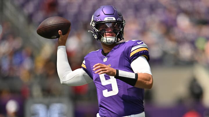 Aug 10, 2024; Minneapolis, Minnesota, USA; Minnesota Vikings quarterback J.J. McCarthy (9) warms up before the game against the Las Vegas Raiders at U.S. Bank Stadium.