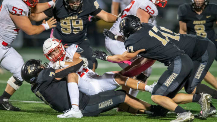 Kaleb Weikel (7) is one of the top linebackers in Minnesota in 2024