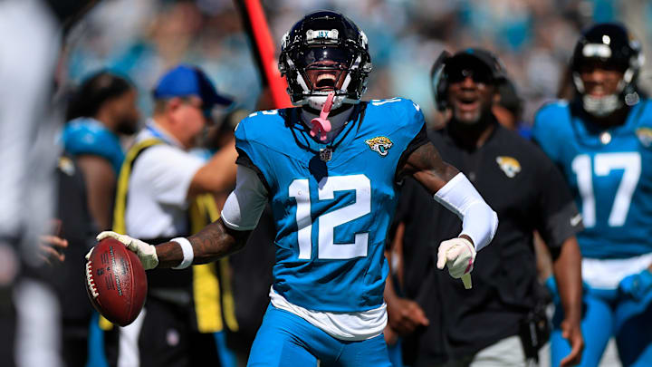 Travis Hunter responded to a report that he’ll be a full-time cornerback for the Jaguars in 2026.