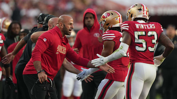 Oct 19, 2025; Santa Clara, California, USA; San Francisco 49ers defensive coordinator Robert Saleh congratulates San Francisco 49ers linebacker Dee Winters (53) during the second quarter against the Atlanta Falcons at Levi's Stadium. Mandatory Credit: Darren Yamashita-Imagn Images
