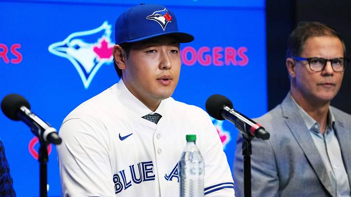 Toronto Blue Jays third baseman Kazuma Okamoto