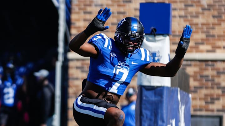 Oct 18, 2025; Durham, North Carolina, USA; Duke Blue Devils wide receiver Que'Sean Brown (7) runs out before the first half of the game against Georgia Tech Yellow Jackets at Wallace Wade Stadium. Mandatory Credit: Jaylynn Nash-Imagn Images Oct 18, 2025; Durham, North Carolina, USA; Duke Blue Devils wide receiver Que'Sean Brown (7) runs out before the first half of the game against Georgia Tech Yellow Jackets at Wallace Wade Stadium. Mandatory Credit: Jaylynn Nash-Imagn Images