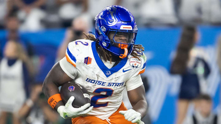 Dec 31, 2024; Glendale, AZ, USA; Boise State Broncos running back Ashton Jeanty (2) against the Penn State Nittany Lions during the Fiesta Bowl at State Farm Stadium. Mandatory Credit: Mark J. Rebilas-Imagn Images Dec 31, 2024; Glendale, AZ, USA; Boise State Broncos running back Ashton Jeanty (2) against the Penn State Nittany Lions during the Fiesta Bowl at State Farm Stadium. Mandatory Credit: Mark J. Rebilas-Imagn Images