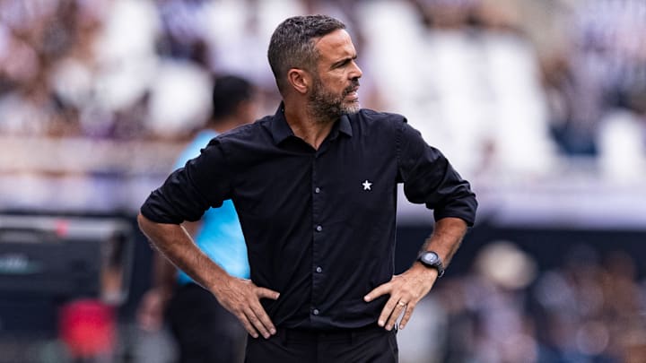 Este é o primeiro trabalho de Artur Jorge no futebol brasileiro