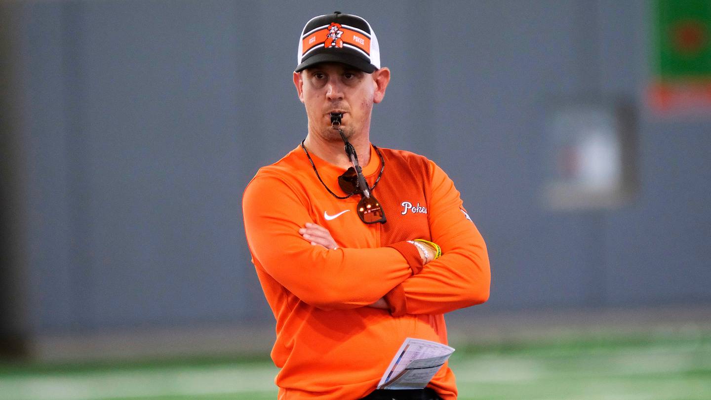 Bryson Brown Show Off New Threads During Oklahoma State Official Visit