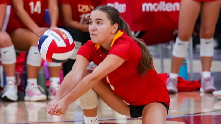 Divine Savior Holy Angels' Liney Abbott (4) digs a serve during a match in the 2025 Joust volleyball tournament at Homestead High School in Mequon, Wisconsin on Saturday, Aug. 30. DSHA won the tournament and is currently No. 11 in this week's High School on SI Top 25 Girls Volleyball National Rankings.