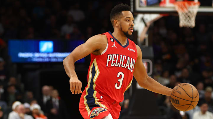 Dec 17, 2022; Phoenix, Arizona, USA; New Orleans Pelicans guard CJ McCollum (3) against the Phoenix Suns at Footprint Center. Dec 17, 2022; Phoenix, Arizona, USA; New Orleans Pelicans guard CJ McCollum (3) against the Phoenix Suns at Footprint Center.