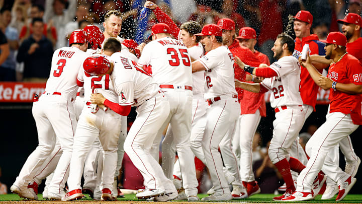 Chicago White Sox v Los Angeles Angels