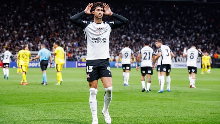 Corinthians de Gustavo Henrique não tomou conhecimento do Peñarol
