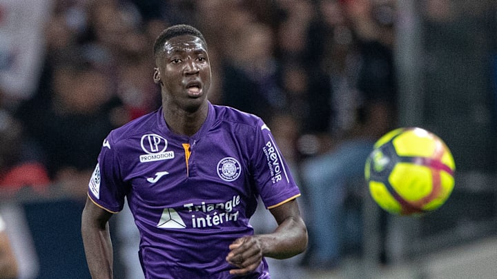 Toulouse FC V Paris Saint-Germain