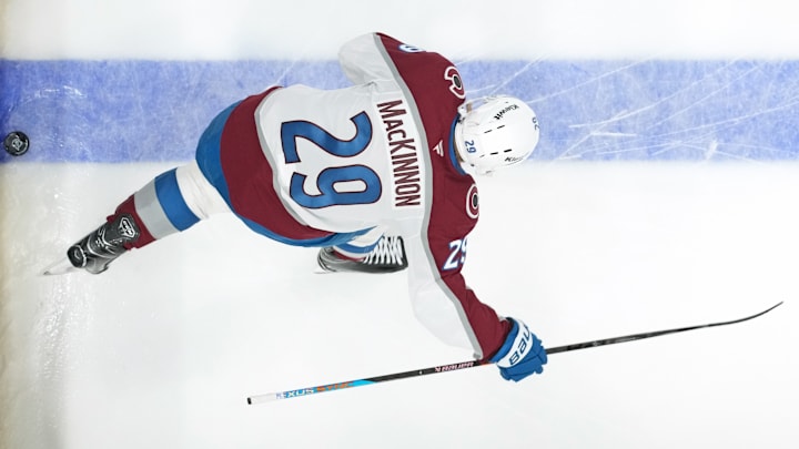 Wayne Gretzky named Colorado Avalanche star Nathan MacKinnon among this generation's most talented players.