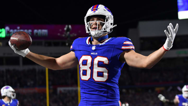 Oct 26, 2023; Orchard Park, New York, USA; Buffalo Bills tight end Dalton Kincaid (86) celebrates scoring a touchdown against the Tampa Bay Buccaneers in the second quarter at Highmark Stadium. Mandatory Credit: Mark Konezny-USA TODAY Sports