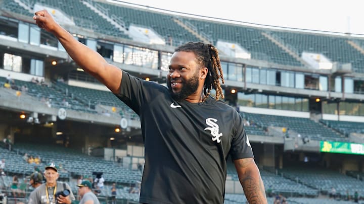Johnny Cueto bailó en su presentación con los Marlins 