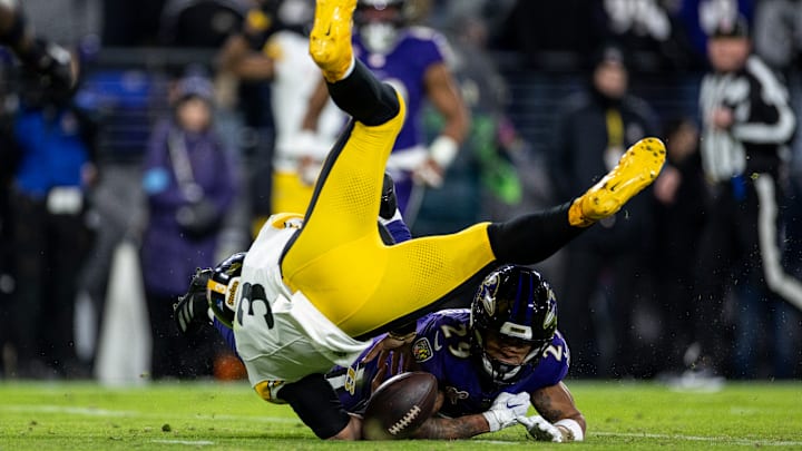 Pittsburgh Steelers v Baltimore Ravens