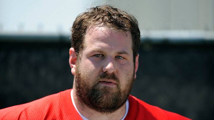May 15, 2013; Kansas City, MO, USA; Kansas City Chiefs offensive lineman Geoff Schwartz (74) speaks with media after the organized team activities at the University of Kansas Hospital Training Complex. Mandatory Credit: Denny Medley-USA TODAY Sports May 15, 2013; Kansas City, MO, USA; Kansas City Chiefs offensive lineman Geoff Schwartz (74) speaks with media after the organized team activities at the University of Kansas Hospital Training Complex. Mandatory Credit: Denny Medley-USA TODAY Sports
