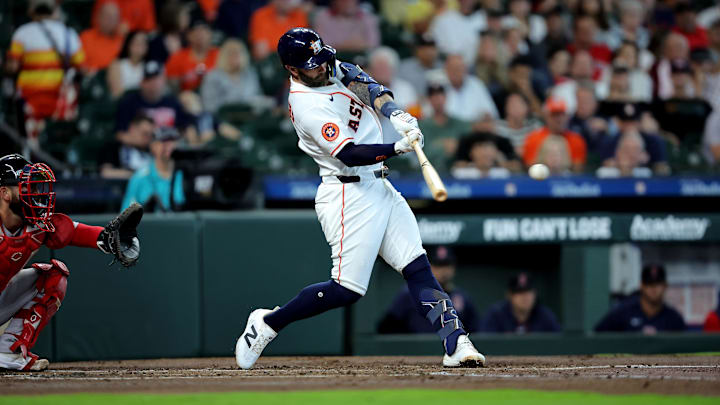 Houston Astros Christian Walker swinging a baseball bat