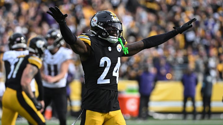Nov 17, 2024; Pittsburgh, Pennsylvania, USA; Pittsburgh Steelers cornerback Joey Porter Jr. (24) celebrates a missed field goal against the Baltimore Ravens during the first quarter at Acrisure Stadium. Mandatory Credit: Barry Reeger-Imagn Images