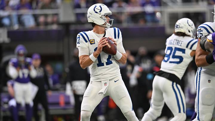 Oct 25, 2026; Minneapolis, Minnesota, USA; Indianapolis Colts quarterback Daniel Jones (17) drops back to pass against the Minnesota Vikings in the first half at U.S. Bank Stadium. Mandatory Credit: Jeffrey Becker-Imagn Images Oct 25, 2026; Minneapolis, Minnesota, USA; Indianapolis Colts quarterback Daniel Jones (17) drops back to pass against the Minnesota Vikings in the first half at U.S. Bank Stadium. Mandatory Credit: Jeffrey Becker-Imagn Images