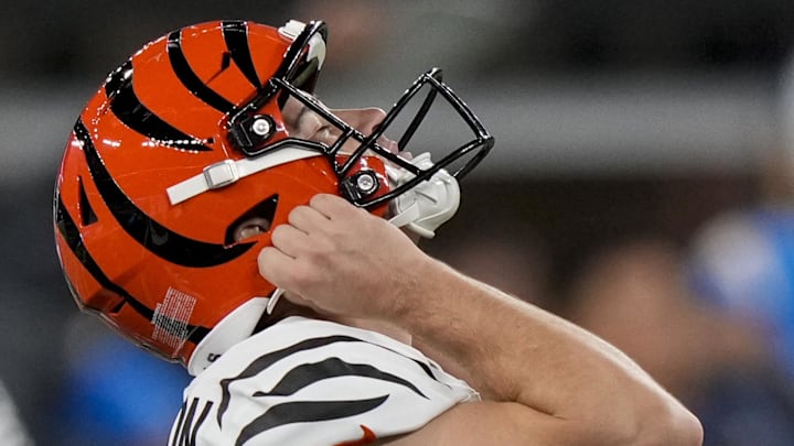 Nov 17, 2024; Inglewood, CA, USA; Cincinnati Bengals place kicker Evan McPherson (2) reacts after missing a second go-ahead field goal attempt in the fourth quarter against the Los Angeles Chargers at SoFi Stadium. Mandatory Credit: Sam Greene/USA TODAY Network via Imagn Images 