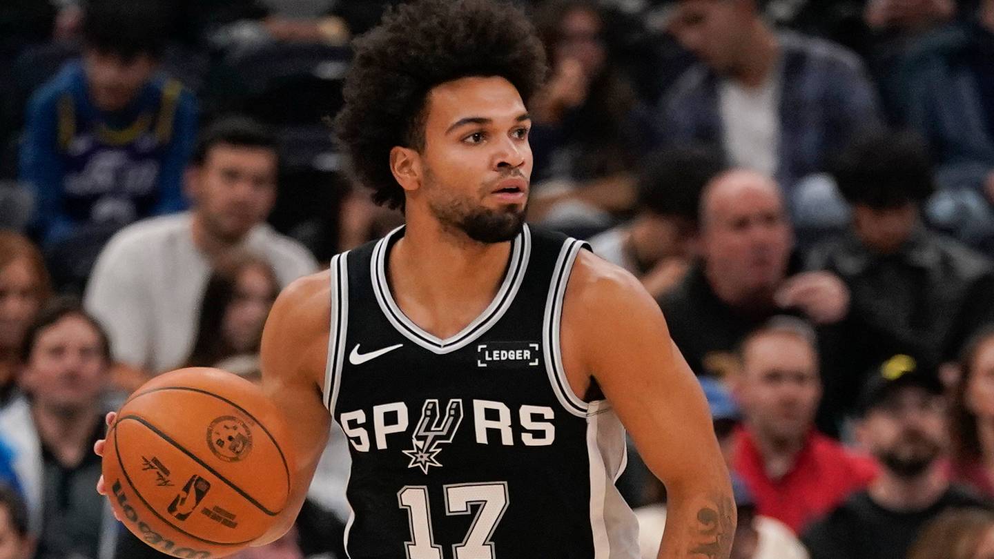 Top Rookie Performances from Oct. 11-12 NBA Preseason Contests