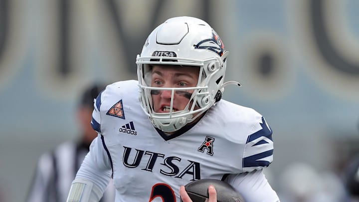 Nov 30, 2024; West Point, New York, USA; UTSA Roadrunners quarterback Owen McCown (2) runs with the ball against the Army Black Knights during the first half at Michie Stadium. Mandatory Credit: Danny Wild-Imagn Images