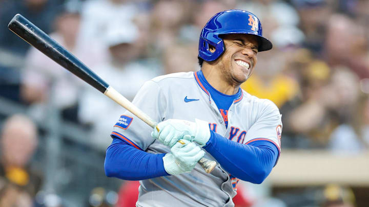 Jul 29, 2025; San Diego, California, USA; New York Mets right fielder Juan Soto (22) reacts after fouling off a ball off his lower extremity during the fourth inning against the San Diego Padres at Petco Park. Mandatory Credit: David Frerker-Imagn Images Jul 29, 2025; San Diego, California, USA; New York Mets right fielder Juan Soto (22) reacts after fouling off a ball off his lower extremity during the fourth inning against the San Diego Padres at Petco Park. Mandatory Credit: David Frerker-Imagn Images