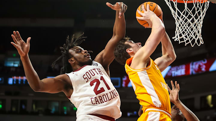 Former South Carolina basketball forward Ja'Von Benson