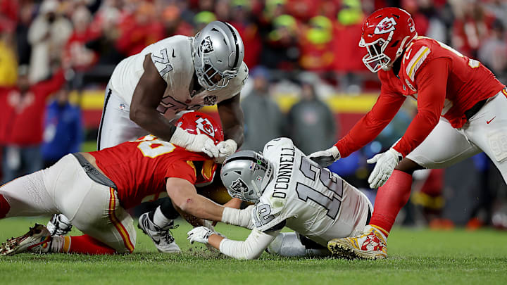 Las Vegas Raiders v Kansas City Chiefs