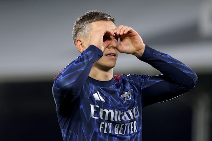 เลอันโดร ทรอสซาร์ดฉลอง