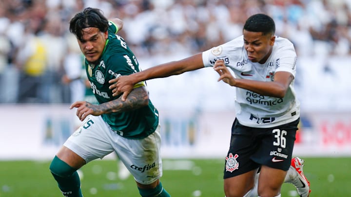 Jogo aconteceu na tarde deste domingo