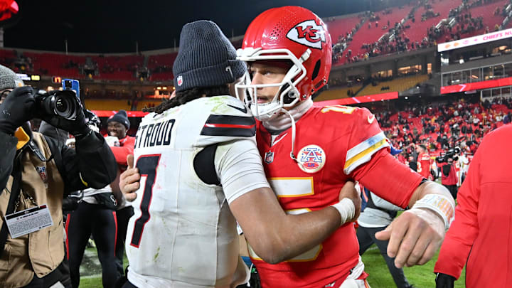 Dec 7, 2025; Kansas City, Missouri, USA; Houston Texans quarterback C.J. Stroud (7) and Kansas City Chiefs quarterback Patrick Mahomes (15) greet each other after the game at GEHA Field at Arrowhead Stadium. Mandatory Credit: Amy Kontras-Imagn Images Dec 7, 2025; Kansas City, Missouri, USA; Houston Texans quarterback C.J. Stroud (7) and Kansas City Chiefs quarterback Patrick Mahomes (15) greet each other after the game at GEHA Field at Arrowhead Stadium. Mandatory Credit: Amy Kontras-Imagn Images