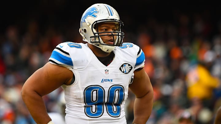 Dec 21, 2014; Chicago, IL, USA; Detroit Lions defensive tackle Ndamukong Suh (90) during the first half at Soldier Field. Mandatory Credit: Mike DiNovo-Imagn Images