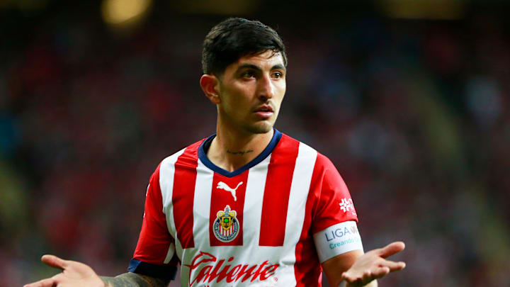 Víctor Guzmán no es convocado por el Tricolor