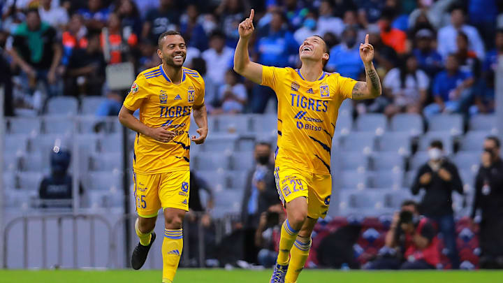 Tigres pegó primero ante Cruz Azul