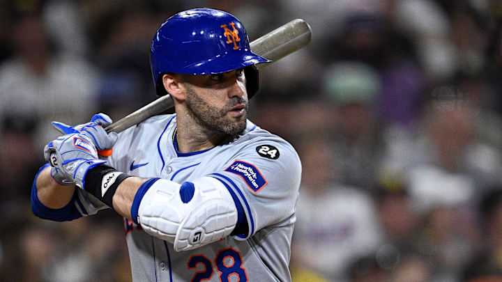 J.D. Martínez podría asumir el rol de bateador designado de los Yankees