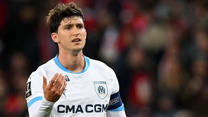 L'international argentin, six sélections, est le capitaine de l'Olympique de Marseille.