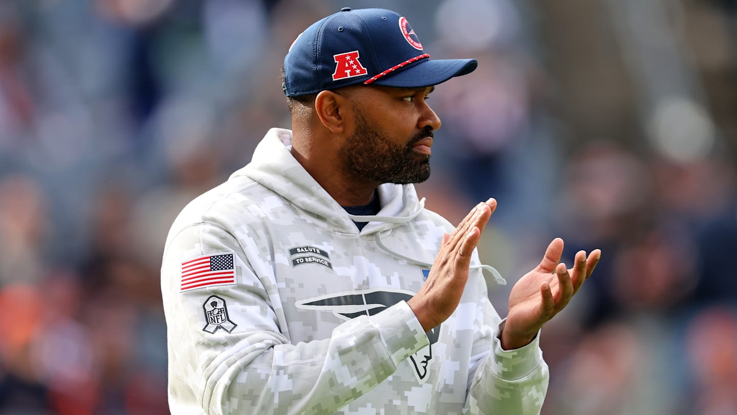 Jerod Mayo resurfaces after Patriots departure in surprising fashion