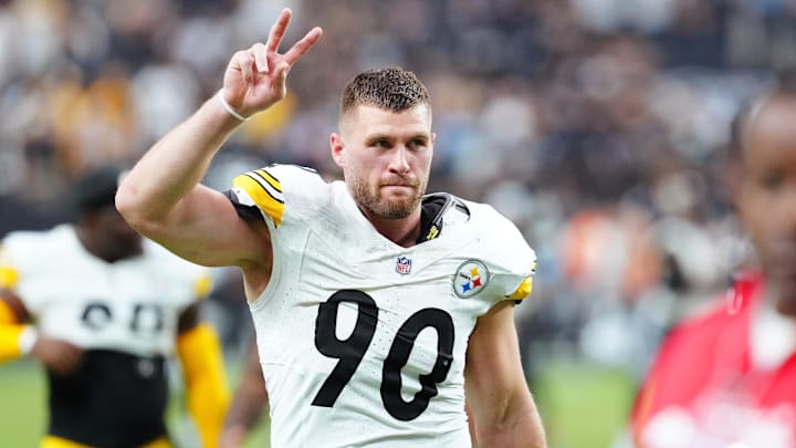 Oct 13, 2024; Paradise, Nevada, USA; Pittsburgh Steelers linebacker T.J. Watt (90) salutes the crowd after the Steelers defeated the Las Vegas Raiders at Allegiant Stadium. Mandatory Credit: Stephen R. Sylvanie-Imagn Images