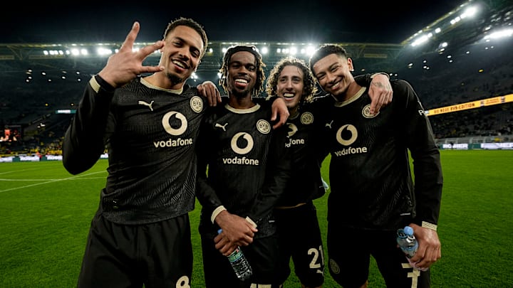 Borussia Dortmund v Hamburger SV - Bundesliga Borussia Dortmund v Hamburger SV - Bundesliga