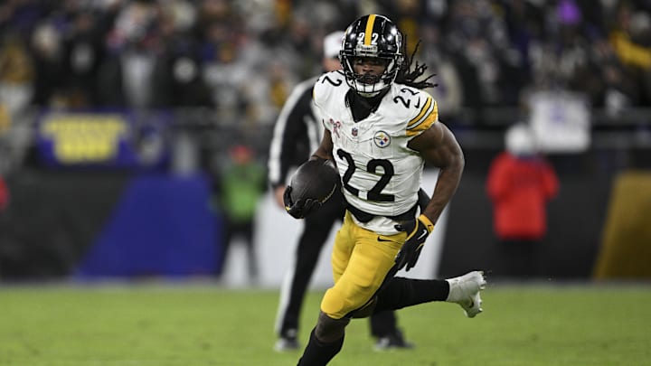 Dec 21, 2024; Baltimore, Maryland, USA;  Pittsburgh Steelers running back Najee Harris (22) rushes during  the second half against the Baltimore Ravens at M&T Bank Stadium. Mandatory Credit: Tommy Gilligan-Imagn Images