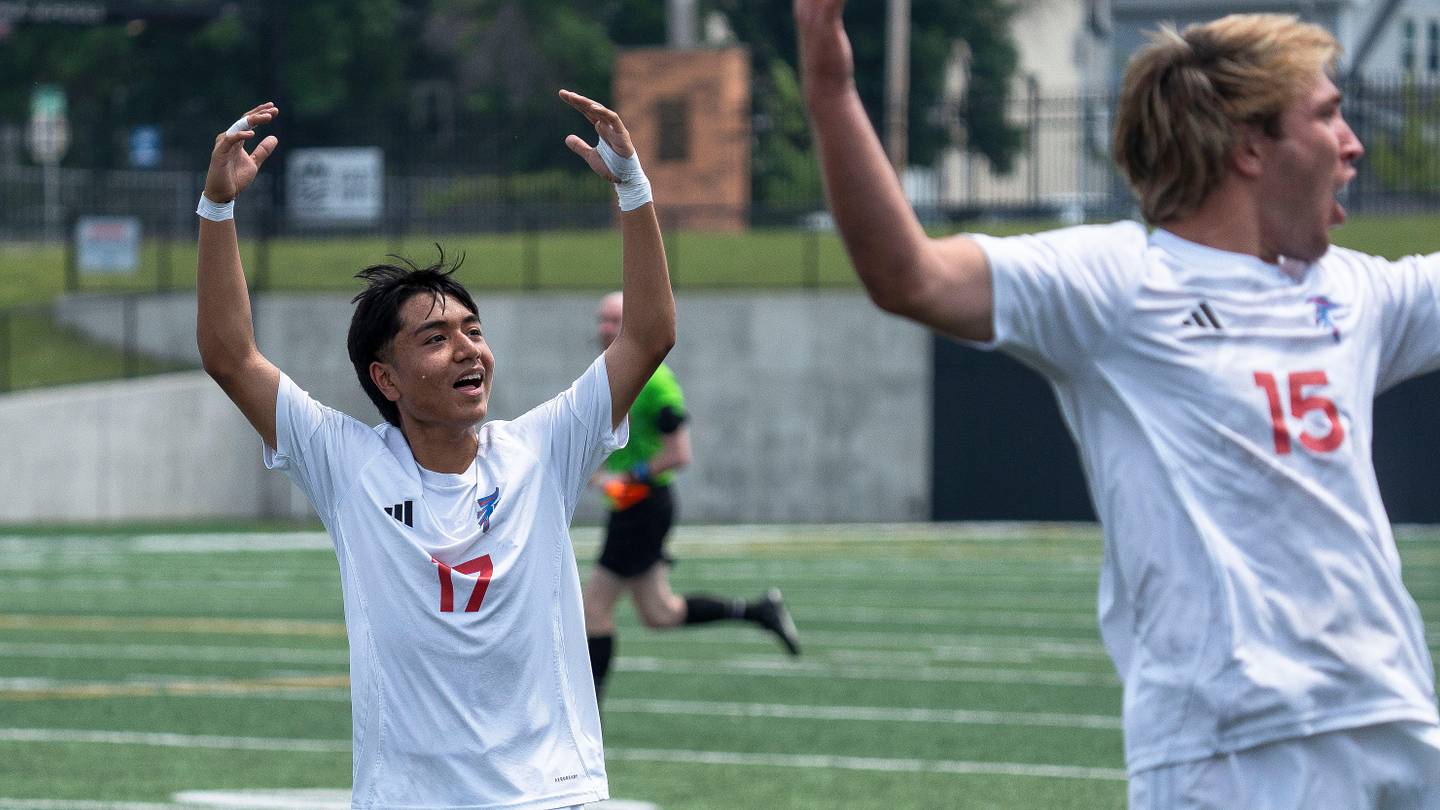 Iowa High School Accepts Apology For Inappropriate Comments During Boys State Soccer Tournament