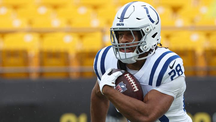 Oct 11, 2026; Pittsburgh, Pennsylvania, USA; Indianapolis Colts running back Jonathan Taylor (28) warms up before the game against then Pittsburgh Steelers at Acrisure Stadium. Mandatory Credit: Charles LeClaire-Imagn Images Oct 11, 2026; Pittsburgh, Pennsylvania, USA; Indianapolis Colts running back Jonathan Taylor (28) warms up before the game against then Pittsburgh Steelers at Acrisure Stadium. Mandatory Credit: Charles LeClaire-Imagn Images