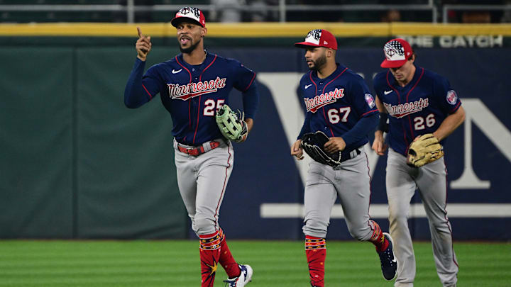 Buxton celebró el triple play
